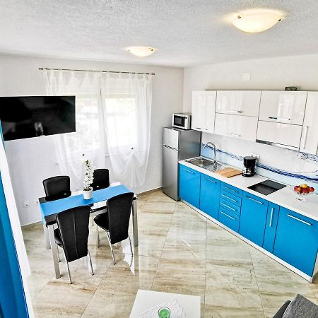 App La Vita E Bella - Azzurro Apartment Punat Exterior photo